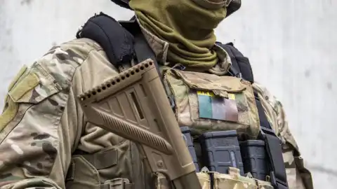 Ирландский военный (иллюстративное изображение). Фото: Irish Defence Forces.