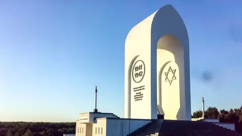 Мемориальный комплекс "Дробицкий Яр", Харьков. Фото: find-way