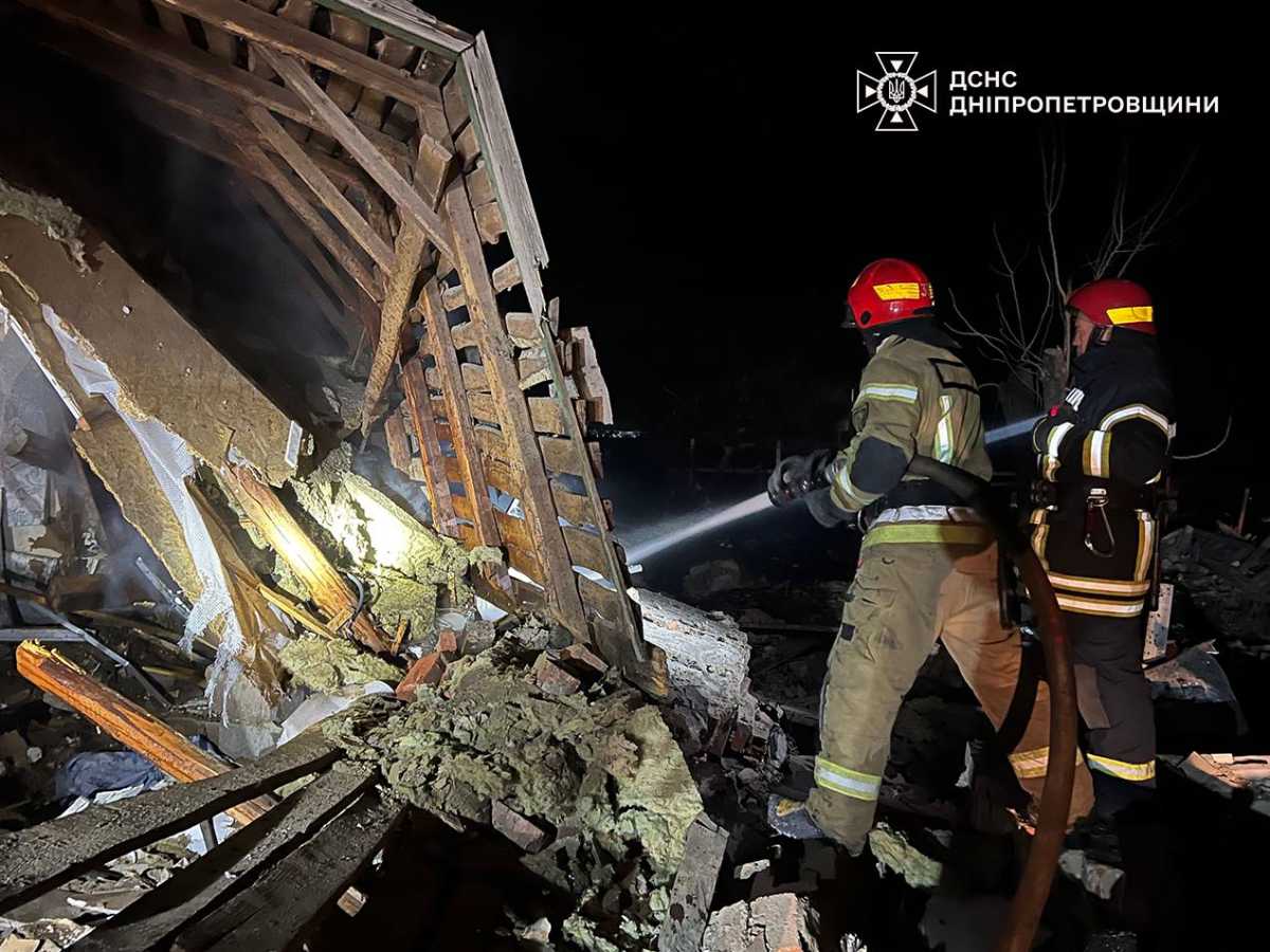 On the night of April 29, the russians attacked the Dnipropetrovsk Region. Photo: SESU