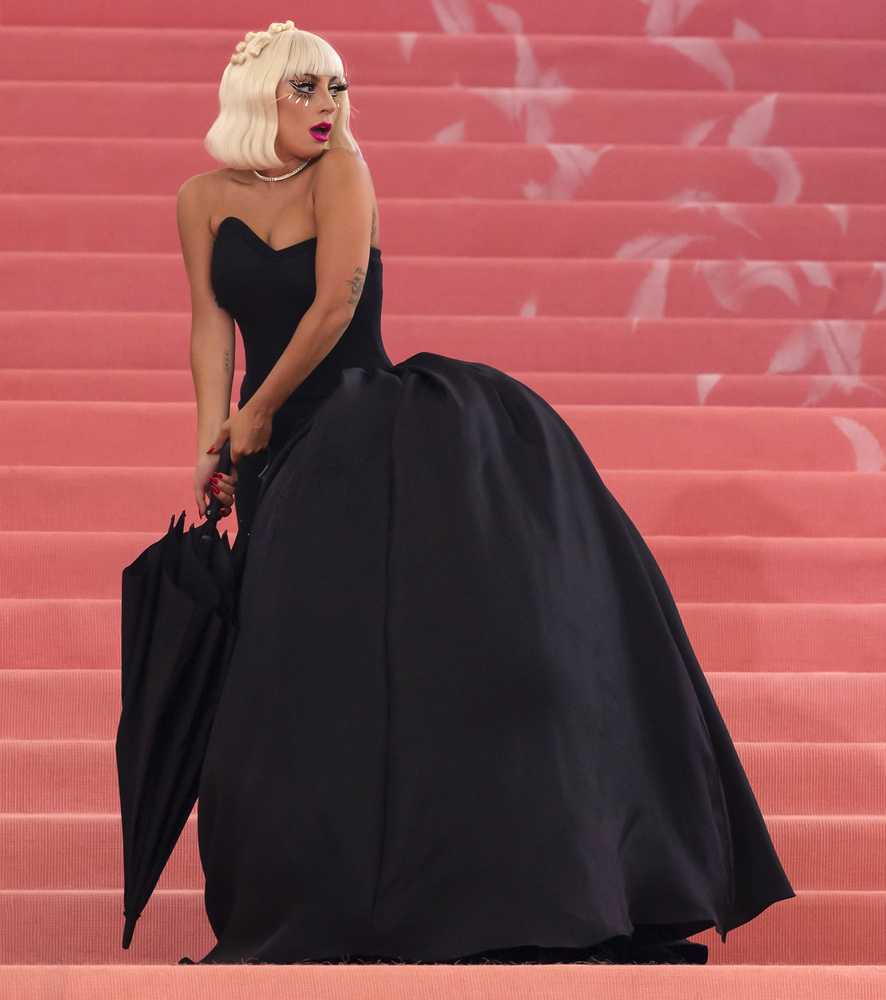 Леди Гага на церемонии Met Gala 2019. Фото: Depositphotos