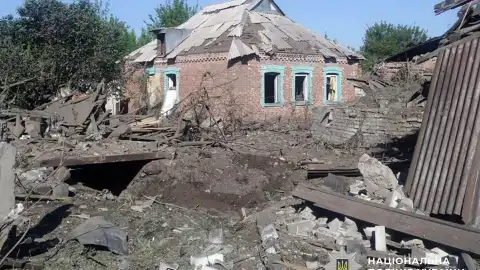 Последствия обстрелов в Донецкой области. Фото: Нацполиция