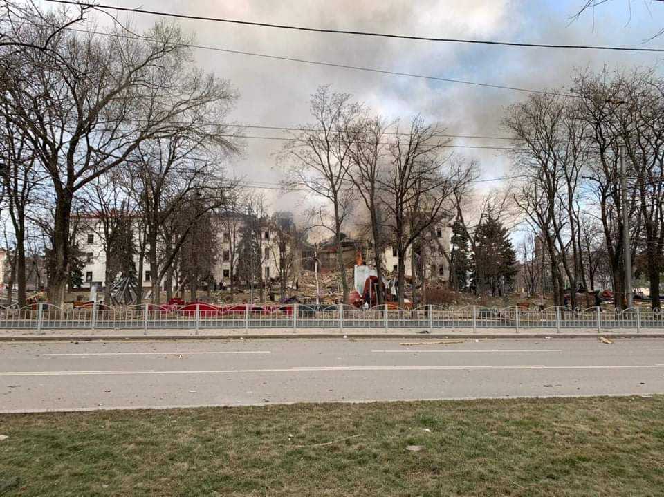 Зруйнований Драматичний театр