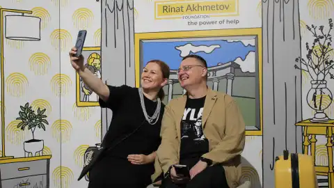 У Києві відкрили інтерактивну фотозону «Як вдома» від Музею «Голоси Мирних»
