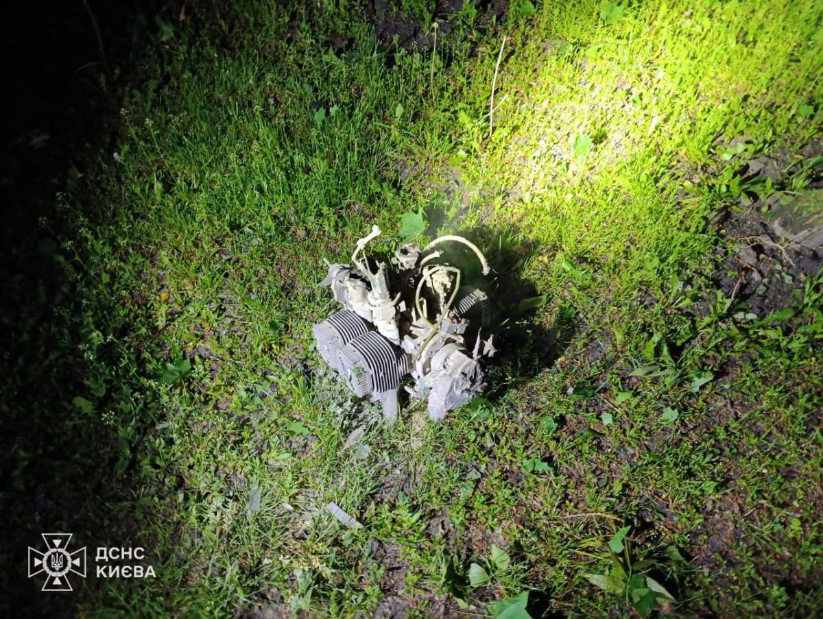 Наслідки атаки росіян на Київ в ніч на 25 травня. Фото: КМВА