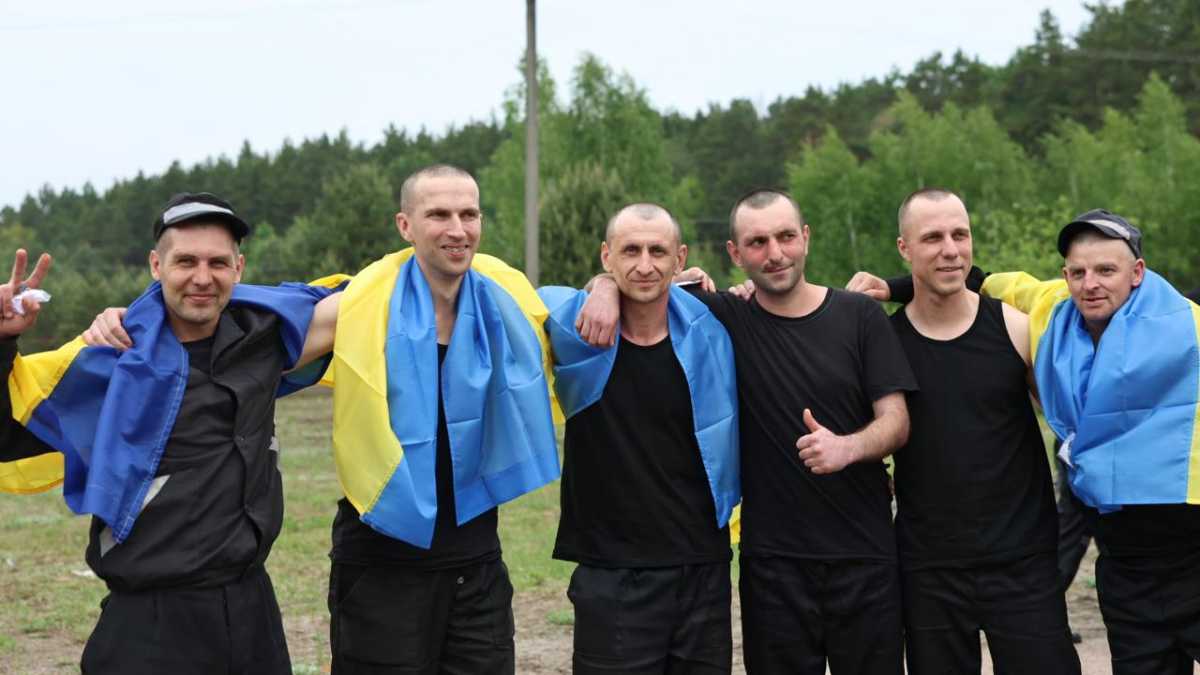 Prisoner exchange on May 25. Photo: Telegram/Zelenskiy / Official