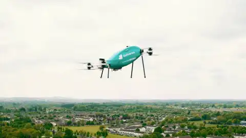 БПЛА для доставки еды. Фото: Deliveroo.