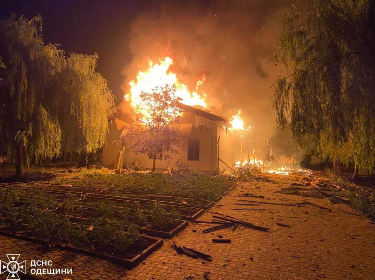 Атака росіян на Одещину в ніч на 11 червня. Фото: ДСНС