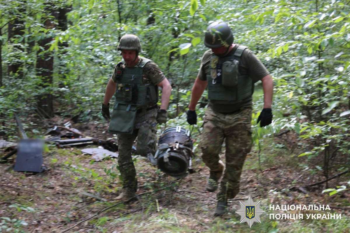 Вибухотехніки. Фото: Поліція України