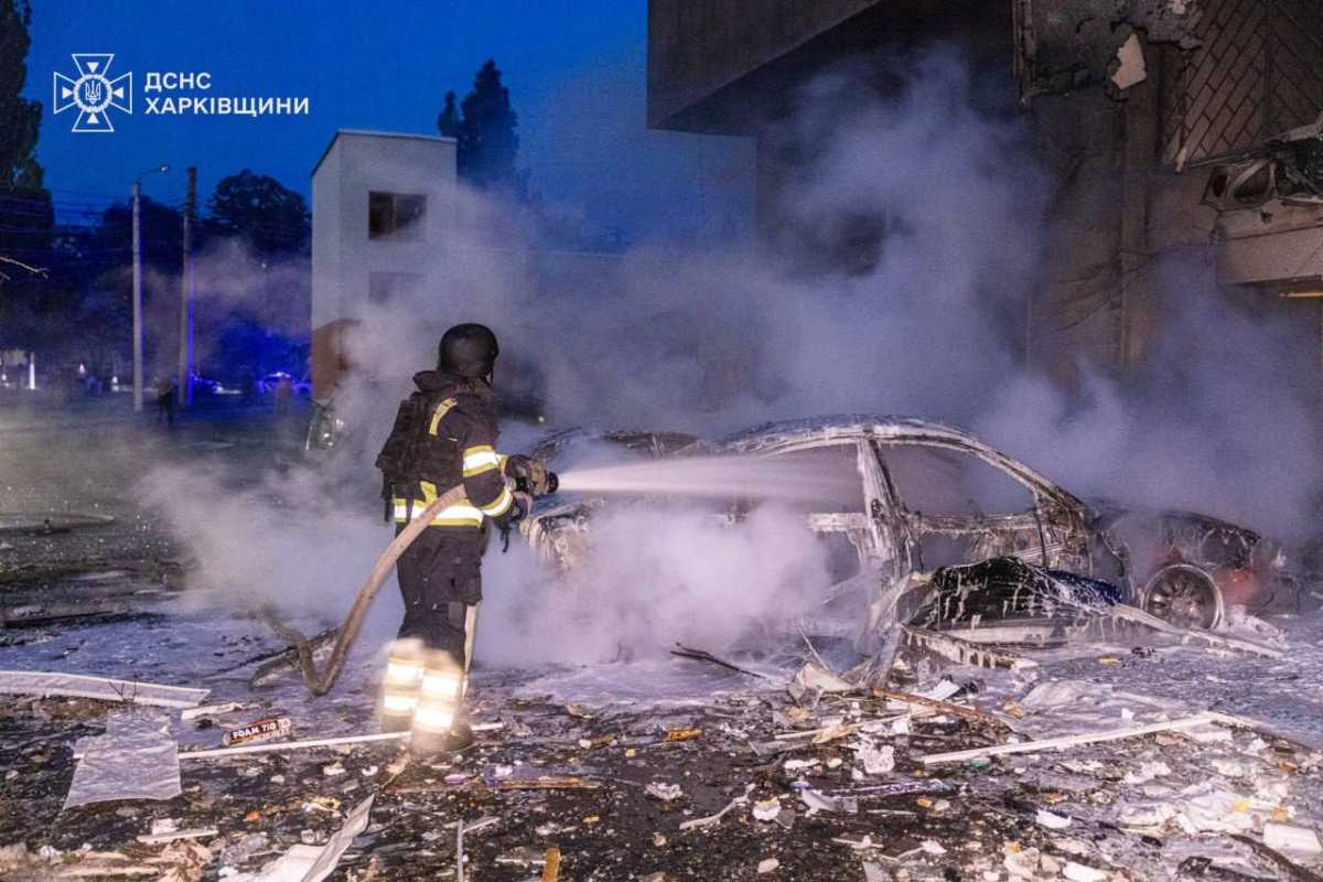 Russians attacked Kharkiv on the night of June 12. Photo: SESU