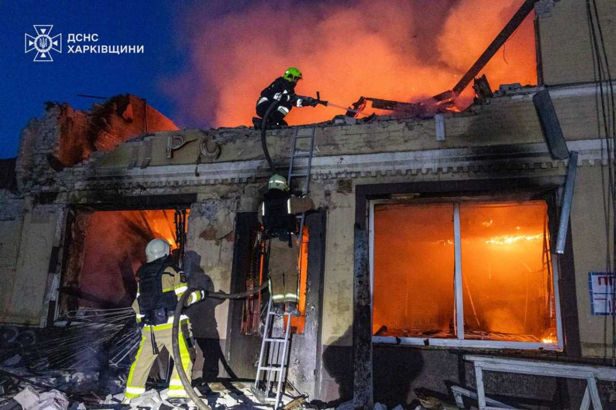 Russians attacked Kharkiv on the night of June 12. Photo: SESU