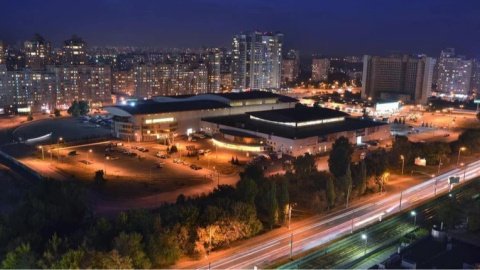 Owner of Parus business center and Ukraine hotel, Maksym Krippa, gains control over IEC in Kyiv