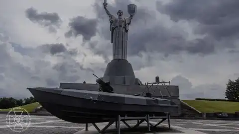 Дрон Sea Baby, переданный Национальному музею истории Украины во Второй мировой войне. Фото: СБУ.
