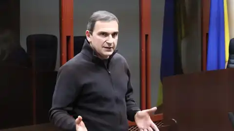 Нардеп от Батькивщины Константин Бондарев пытается отстранить от должности мэра Ирпеня, – блогер