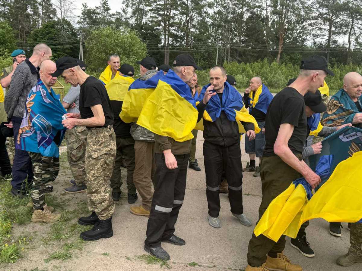 Обмін полоненими 19 червня. Фото: Telegram/Zelenskiy/Official