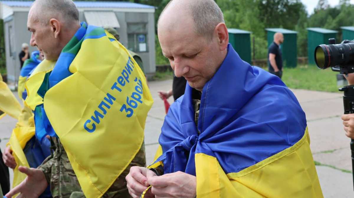 Обмін полоненими 19 червня. Фото: Telegram/Zelenskiy/Official