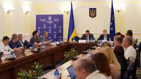 Владелец компании SMK Group Денис Парамонов призвал парламент расширить программу "Национальный кэшбек"