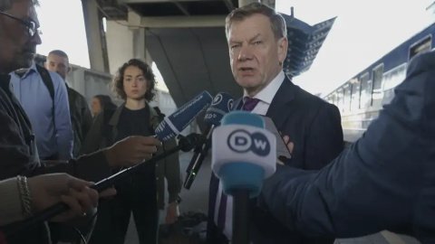 New German Foreign Minister Wadephul arrives in Kyiv