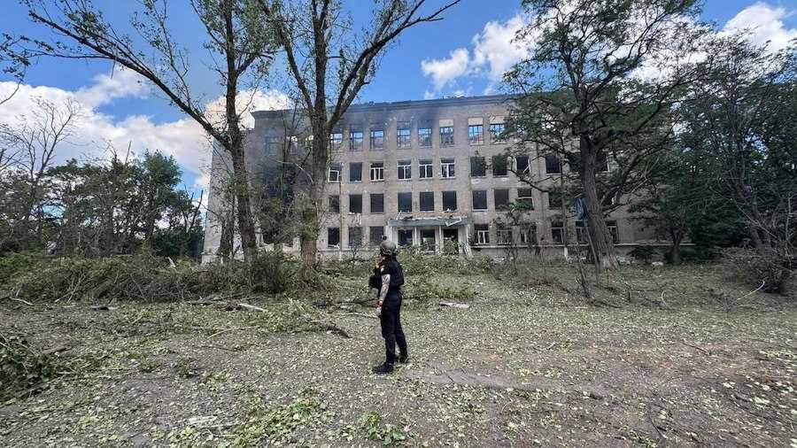 Наслідки обстрілу Костянтинівки. Фото: Facebook / Сергій Горбунов.