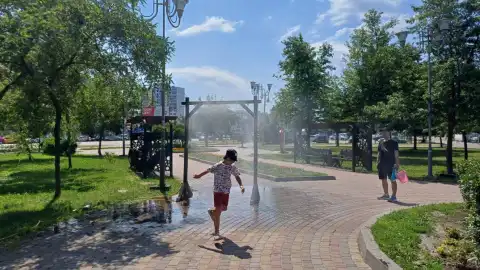 Распылитель воды. Фото: КМДА