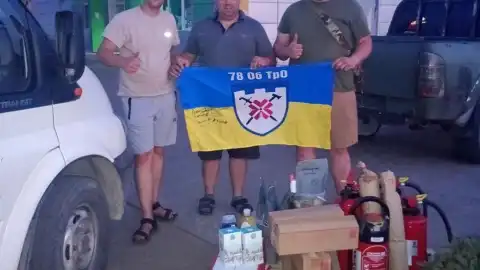 Сотні вогнегасників передав БФ БО "HELP FOR UKRAINE" ДЛЯ ТрО та ЗСУ. Фото: БФ БО "HELP FOR UKRAINE".