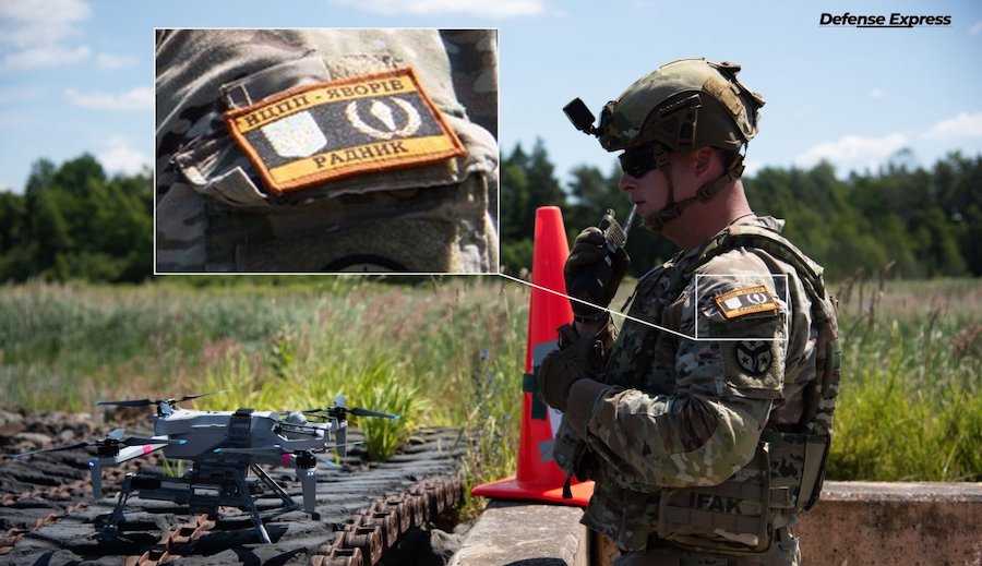 Фото: Defense Express / Joint Multinational Training Group-Ukraine.