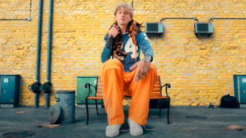 Machine Gun Kelly. Фото: кліп Miss Sunshine 