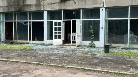 Повреждения в результате атаки РФ. Фото: Государственное агентство Украины по вопросам кино