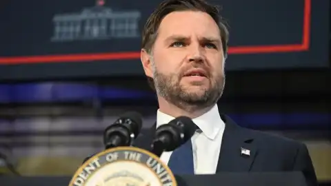 "Обама дал простыни, а Трамп - "Джавелины"": Вэнс заявил, что ни один президент не сделал для Украины больше