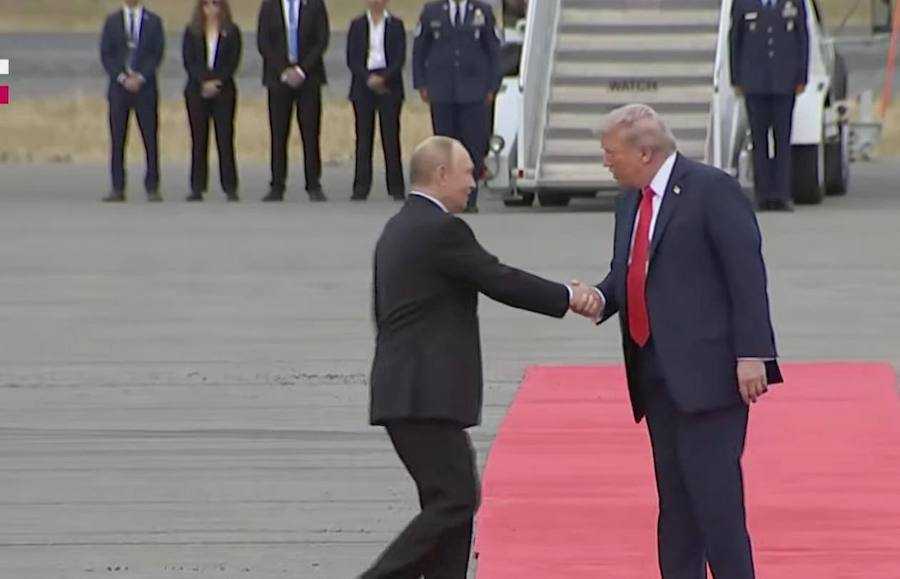 Володимир Путін та Дональд Трамп. Фото: скріншот відео.
