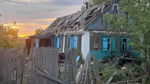 Наслідки обстрілів у Донецькій області. Фото: Нацполіція