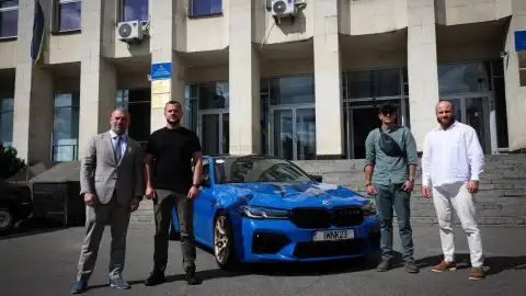 Голова Київської ОДА Калашник (другий зліва) важає своїм ключовим завданям будівництво автодрому. Фото: Тelegram Микола Калашник