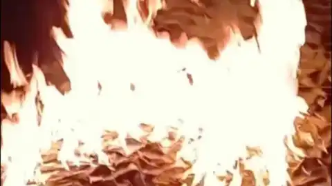 Оккупанты сжигают свою технику. Фото: Telegram/АТЕШ