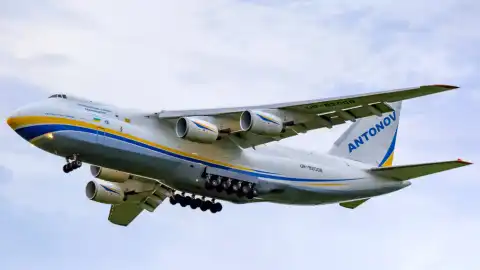 Літак Ан-124. Фото: Вікіпедія