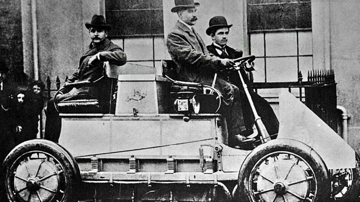 Автомобіль Lohner-Porsche, 1900 рік