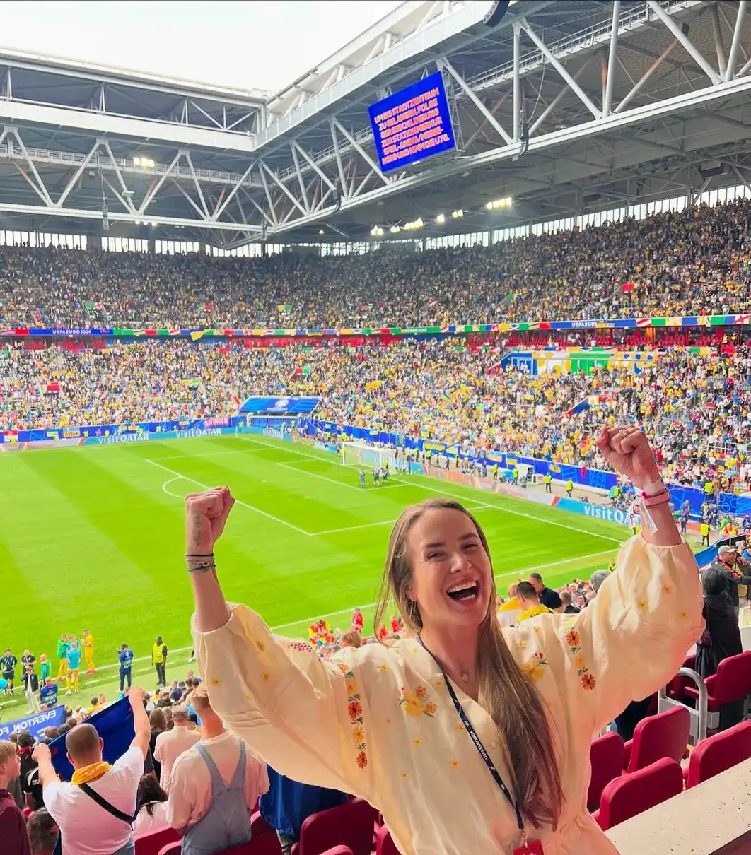Світоліна на футболі. Фото: instagram.com/elisvitolina