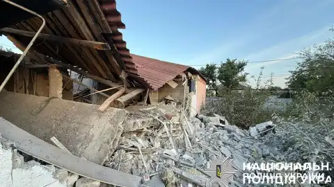 Последствия обстрелов в Донецкой области. Фото: Нацполиция