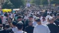 Hasids in Uman ignoring air raid signals during Rosh Hashanah