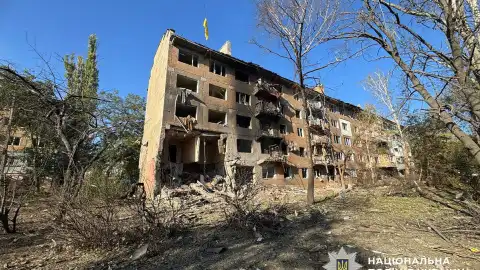 Последствия обстрелов в Донецкой области. Фото: Нацполиция