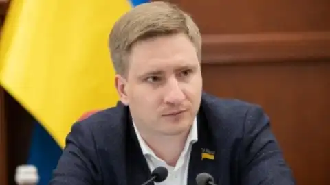 "Недоверие Кличко – блокировка Киевсовета – передача города КМВА", – в горсовете объяснили мотивы власти отстранить мэра