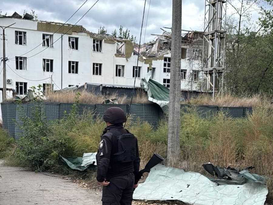 Наслідки авіаудару окупантів по Костянтинівці. Фото: Facebook / Сергій Горбунов.