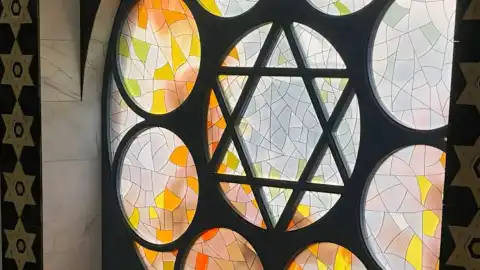 Антисемітський напад біля Оболонської синагоги у Києві: постраждав член громади