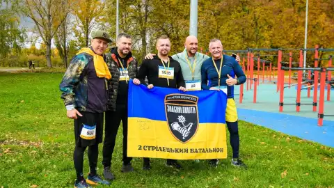 "Фундація Течія" та "Кіноспілка" об'єднали зусилля під час благодійного забігу "Чисте небо"
