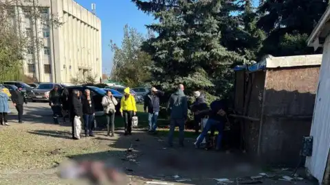 Место взрыва в оккупированном Луганске. Фото: социальные сети