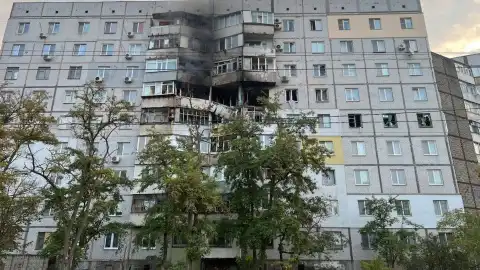 Последствия российского обстрела Херсона. Фото: Telegram / Александр Прокудин.
