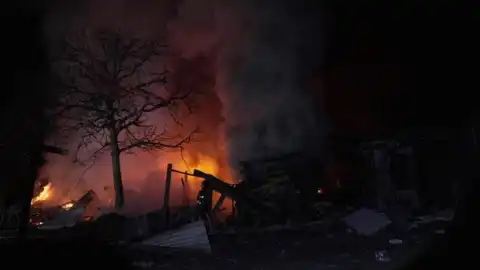 Наслідки російських атак на Україну. Фото: ДСНС.