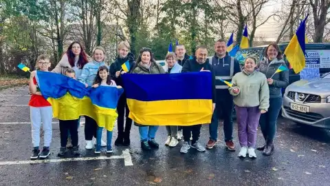 На западном побережье Ирландии состоялся автопробег в поддержку Украины