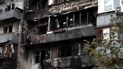 Последствия атаки РФ по Киеву в ночь на 26 октября. Фото: ГСЧС Украины