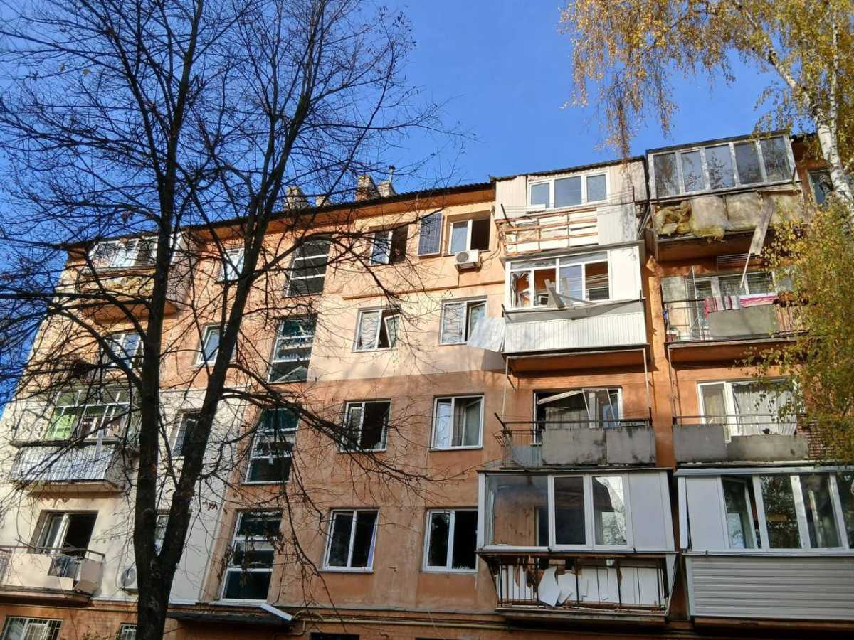 Наслідки обстрілів у Київській області. Фото: Telegram/Микола Калашник / Київська ОВА