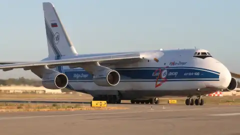 Самолет Ан-124 авиакомпании "Волга-Днепр". Фото: Wikimedia.