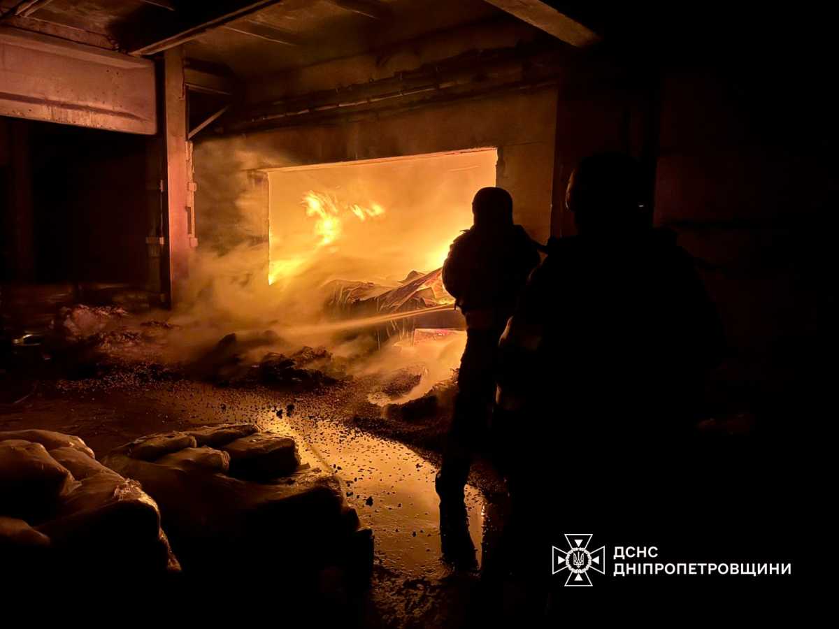 Последствия атаки РФ. Фото: ГСЧС Украины